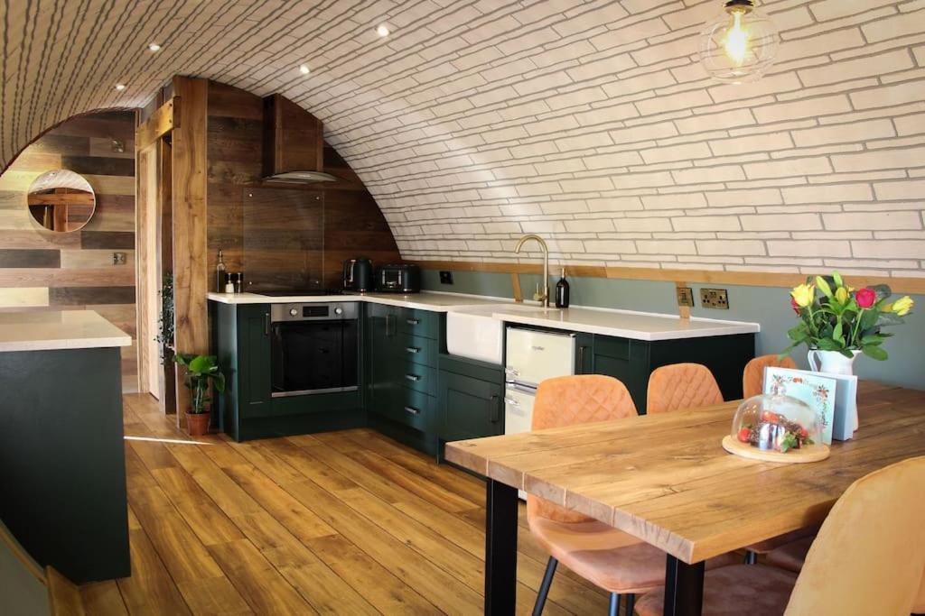 Hedgehogs View Appartement Rhayader Buitenkant foto